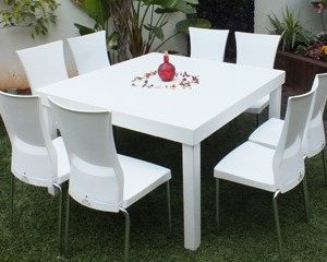 שולחן לבן מרובע 120X120